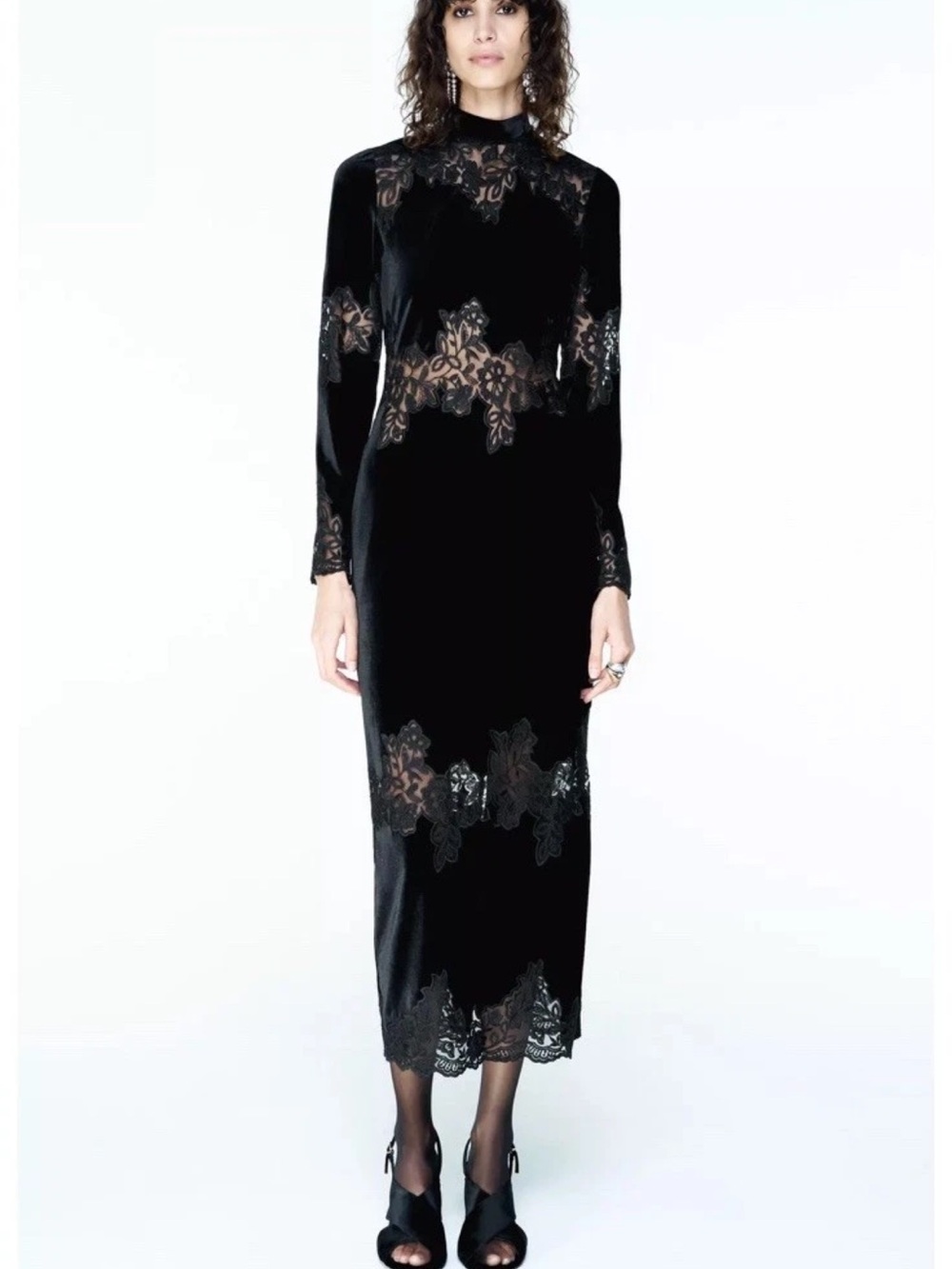 ZARA NWT WOMAN SS25
VELVET LACE MIDI DRESS BLACK |
2157/244